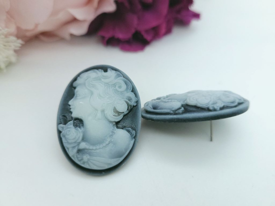 Preview: Frauen Ohrstecker oval